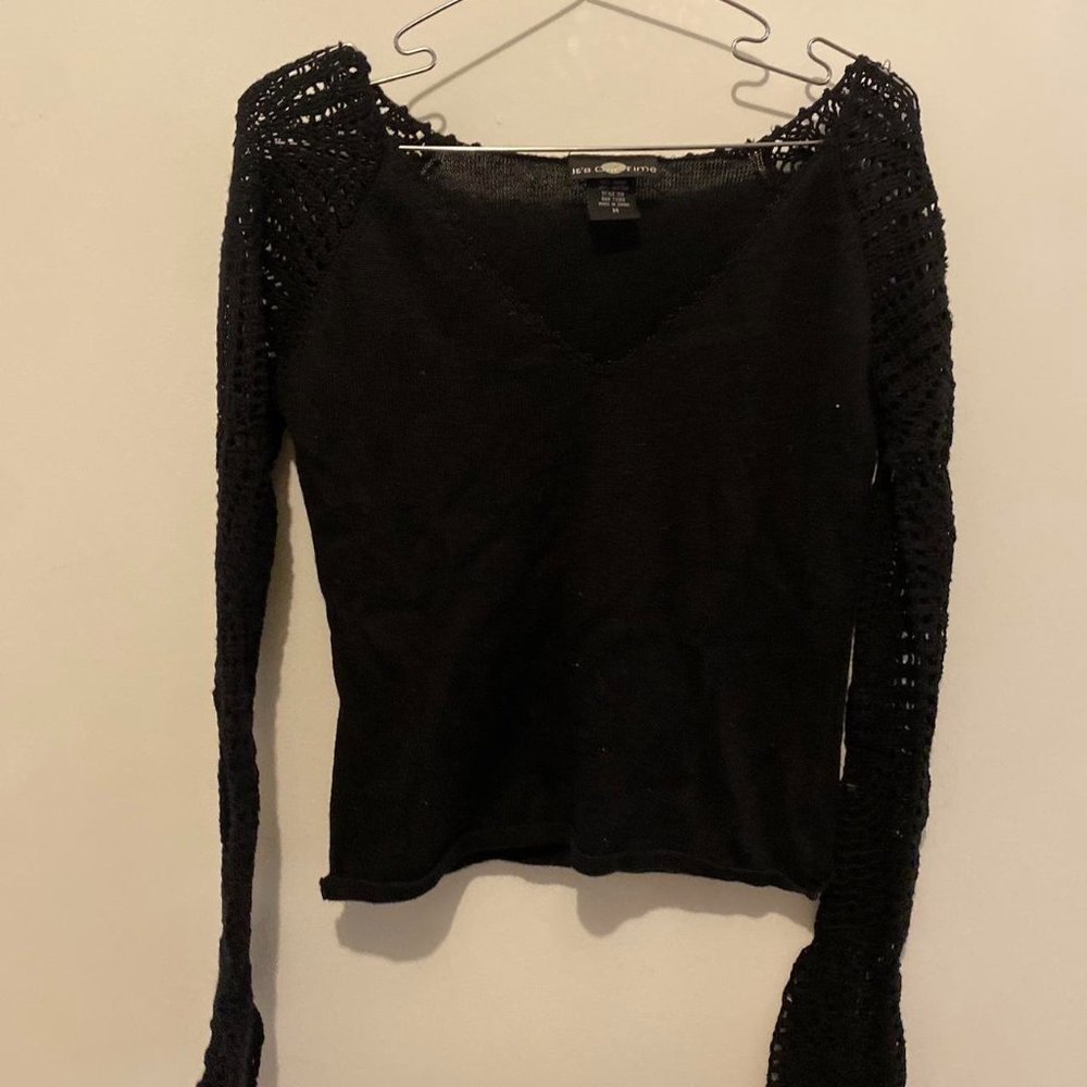 90s Black Crochet Sleeve Top